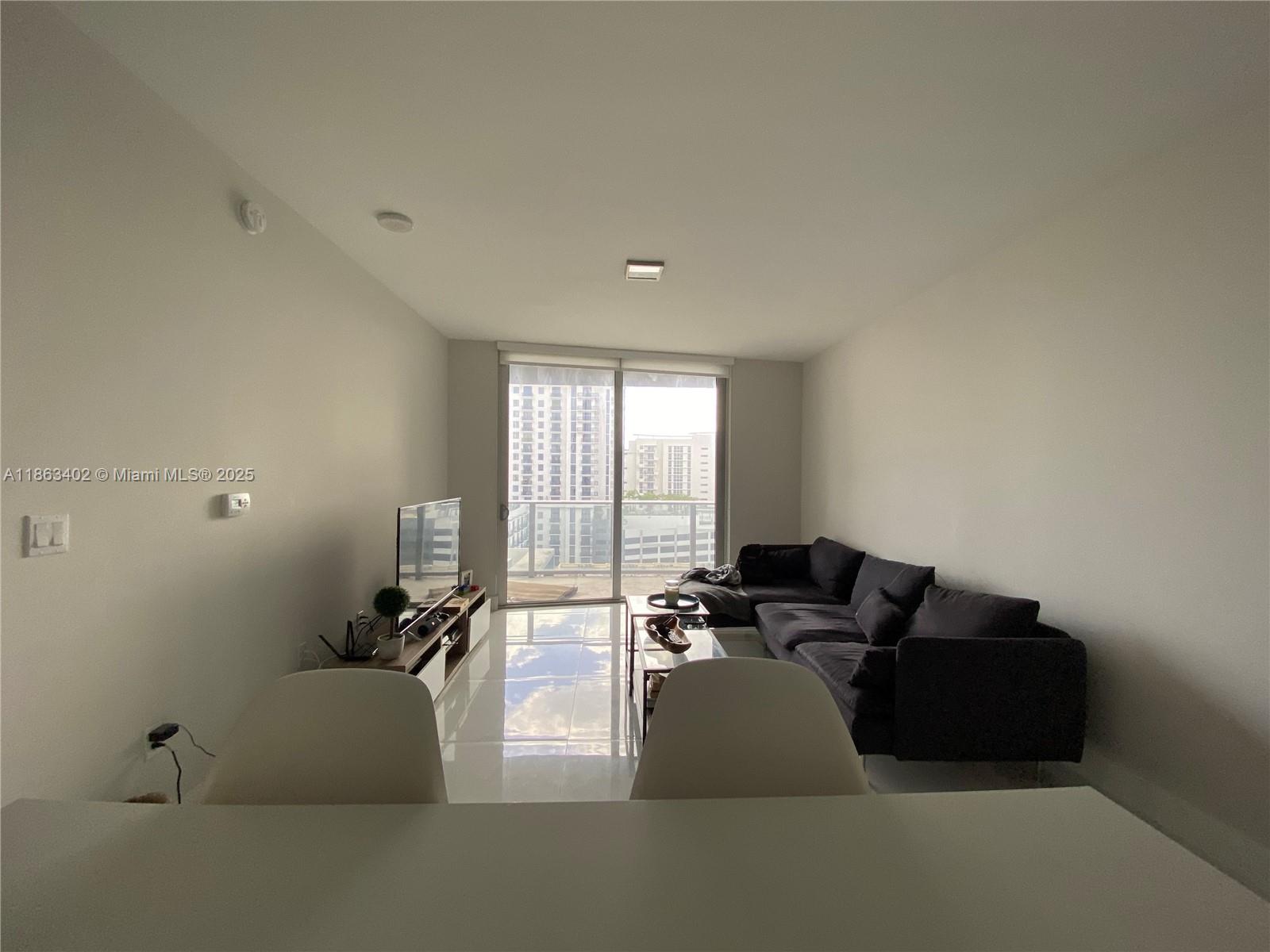 image Brickell Ten6