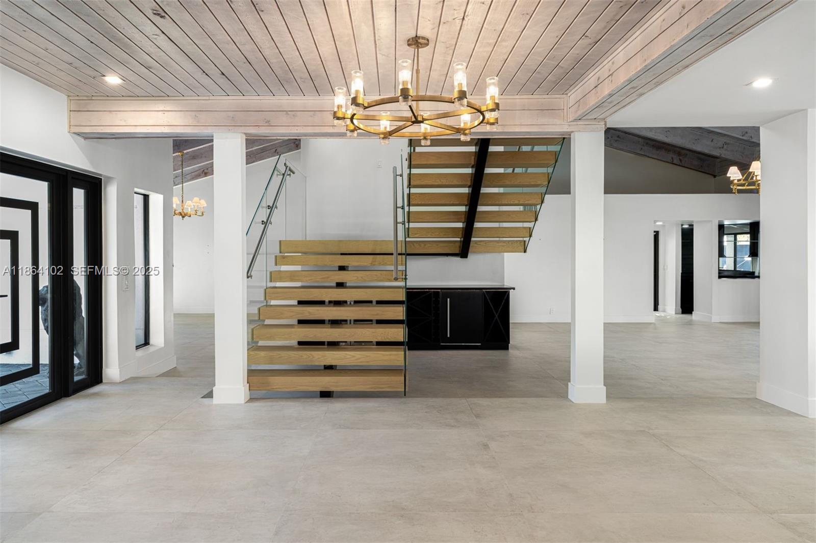 500 Palm Dr Hallandale Beach, FL 33009