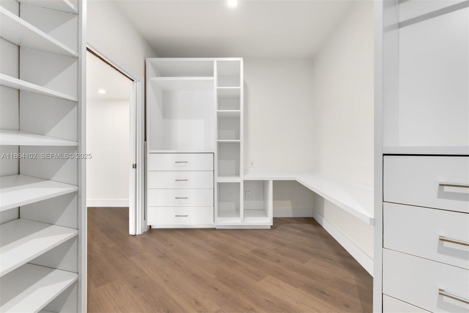 500 Palm Dr Hallandale Beach, FL 33009