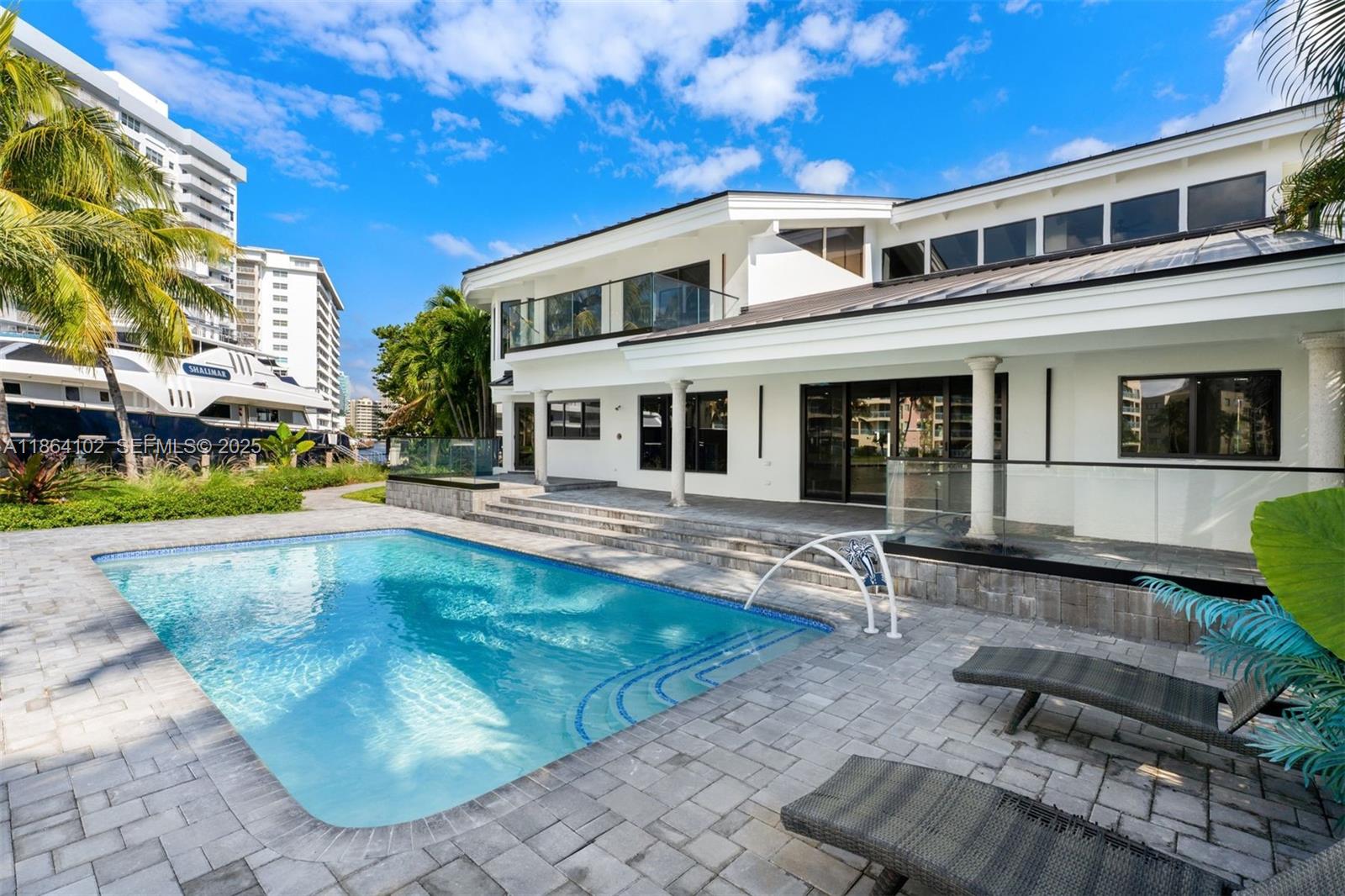 500 Palm Dr Hallandale Beach, FL 33009