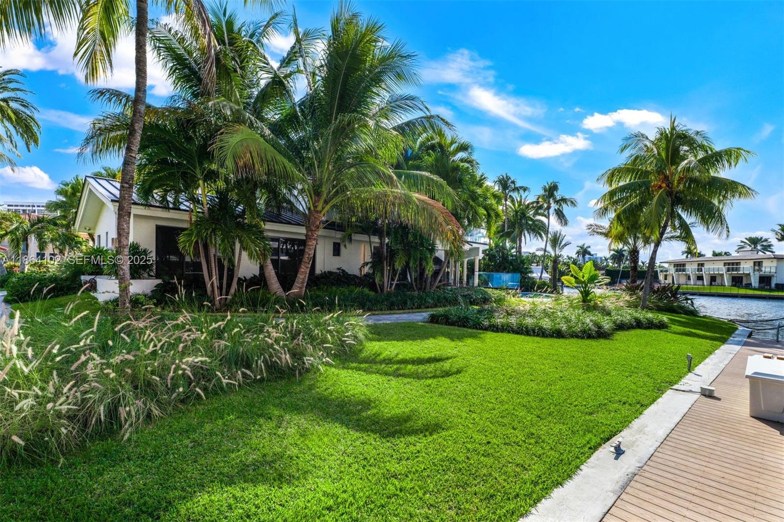 500 Palm Dr Hallandale Beach, FL 33009