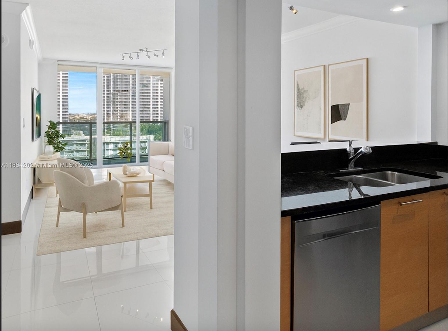 image Brickell On The River9