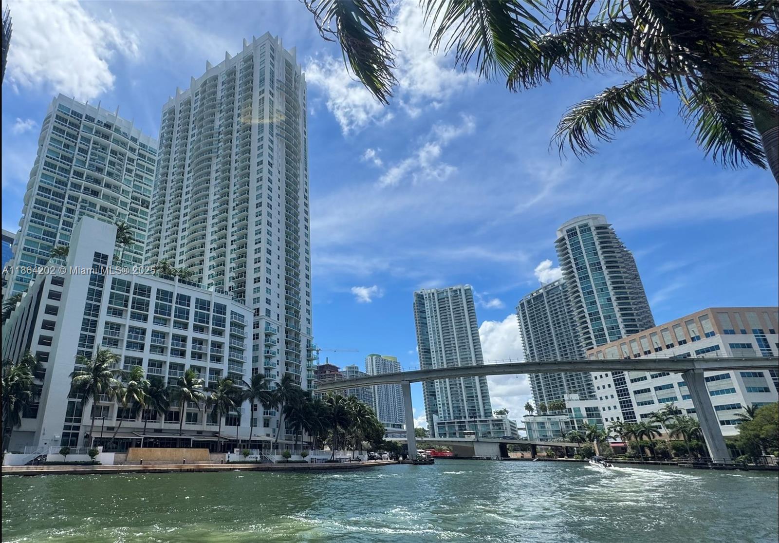 image Brickell On The River26