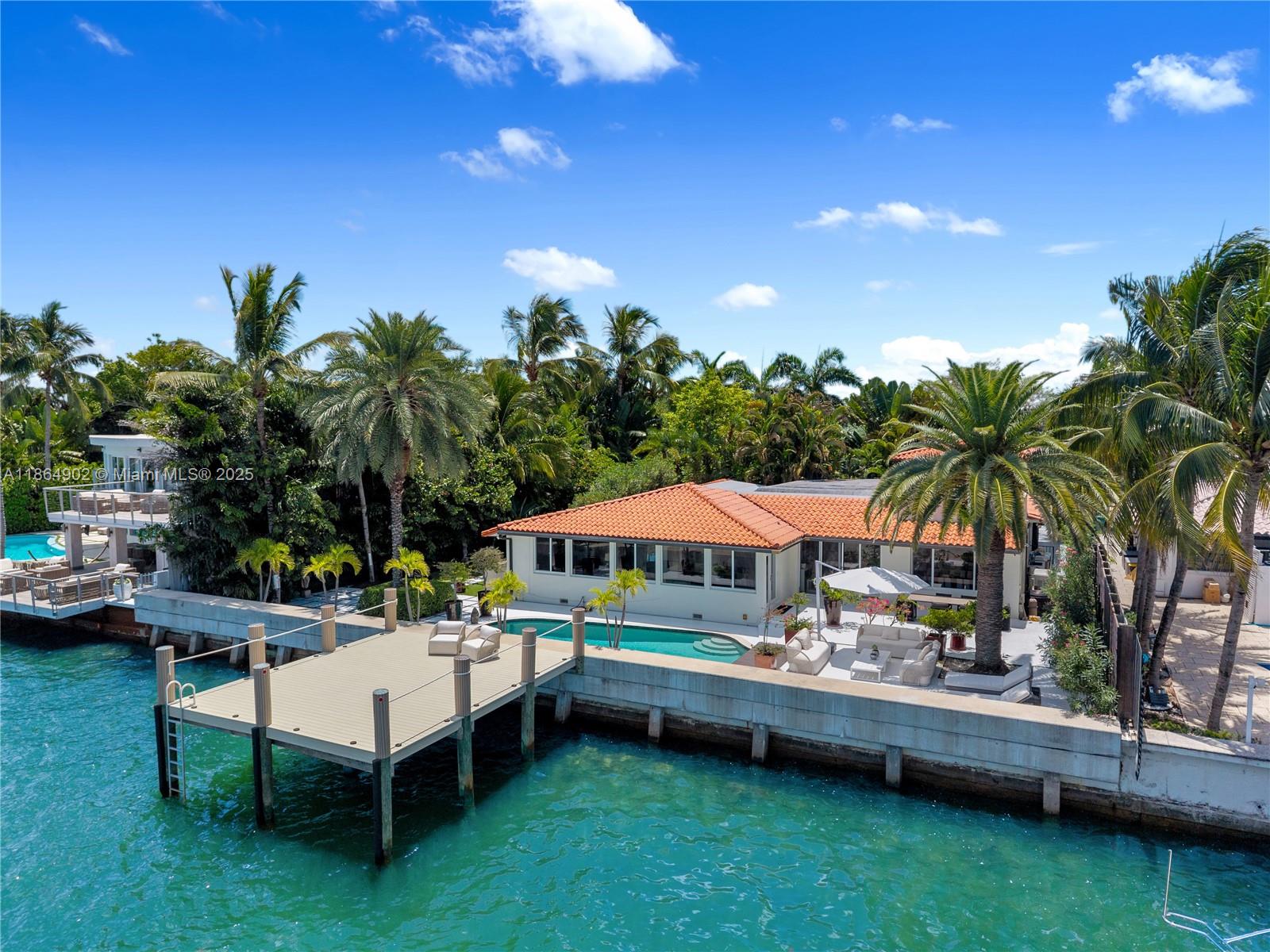 1111 N Venetian Dr Miami, FL 33139 1111 N Venetian Dr Miami, FL 33139