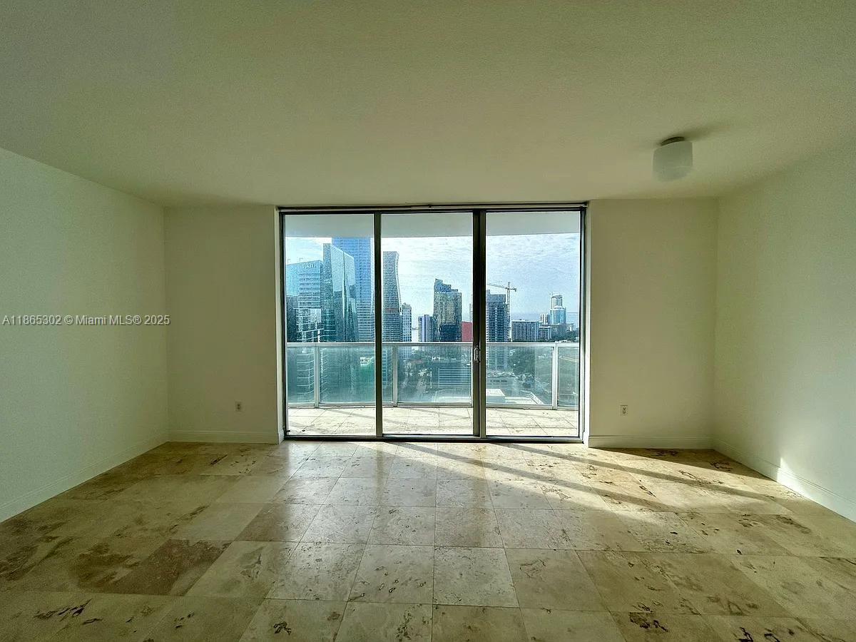 1060 Brickell Ave #3309