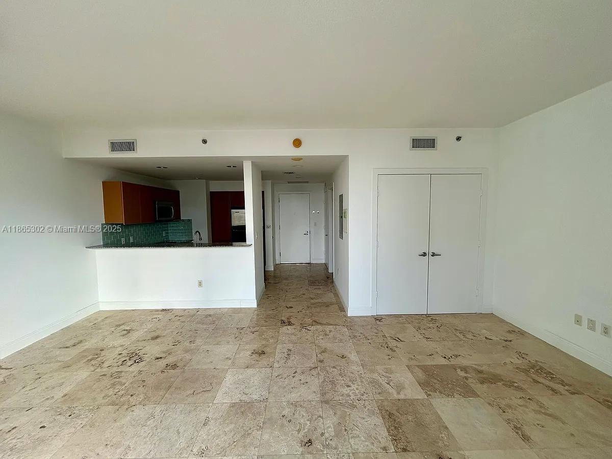 image 1060 Brickell Condo1