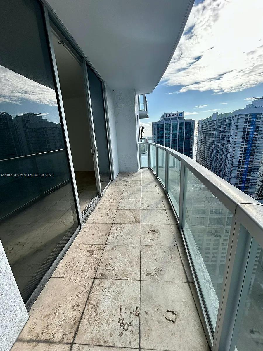 image 1060 Brickell Condo2