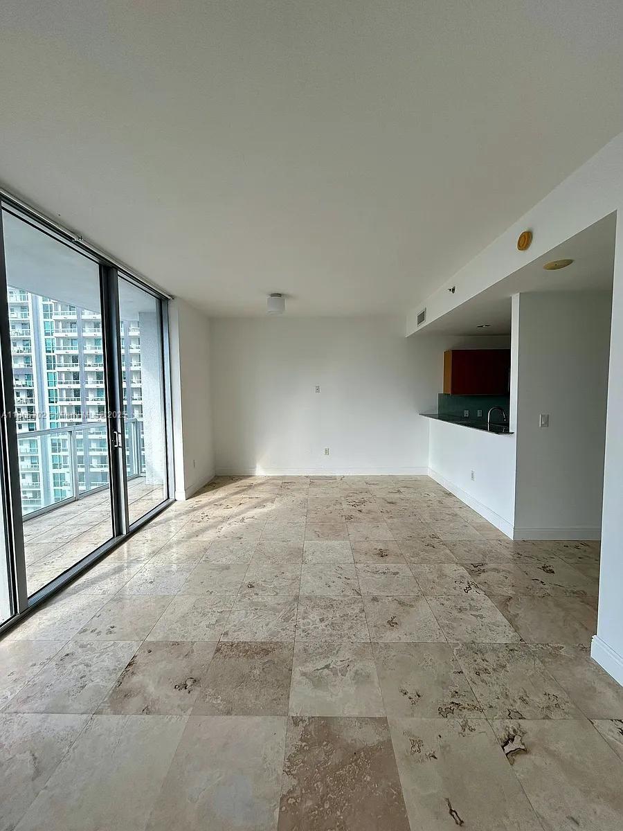 image 1060 Brickell Condo7