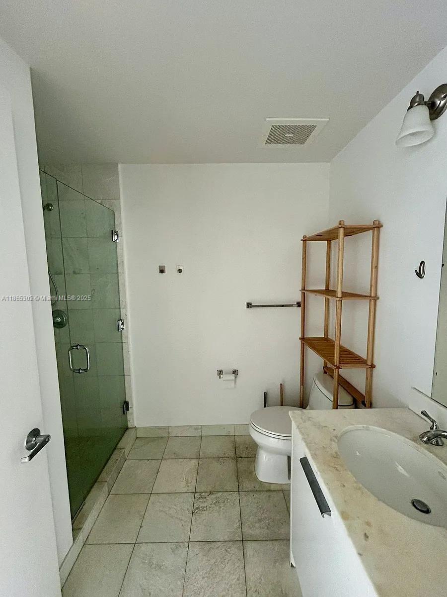 image 1060 Brickell Condo8