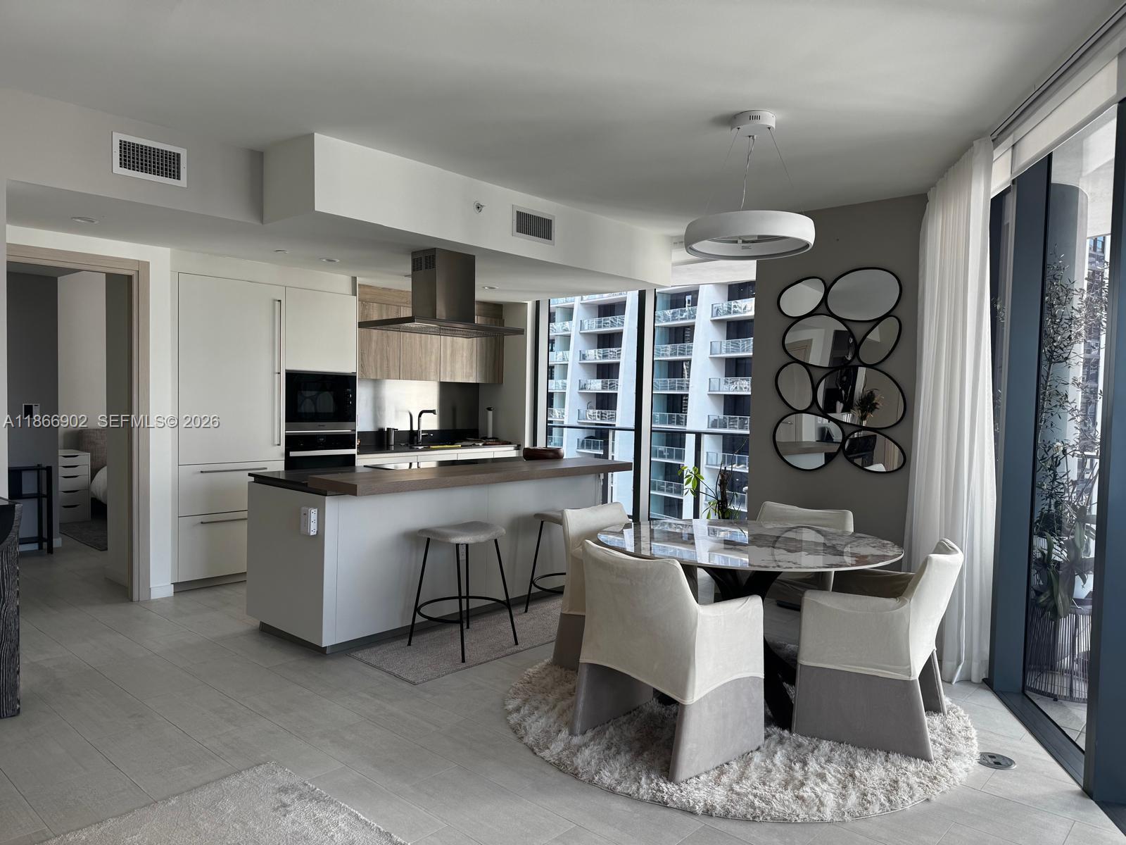image Brickell Flatiron26