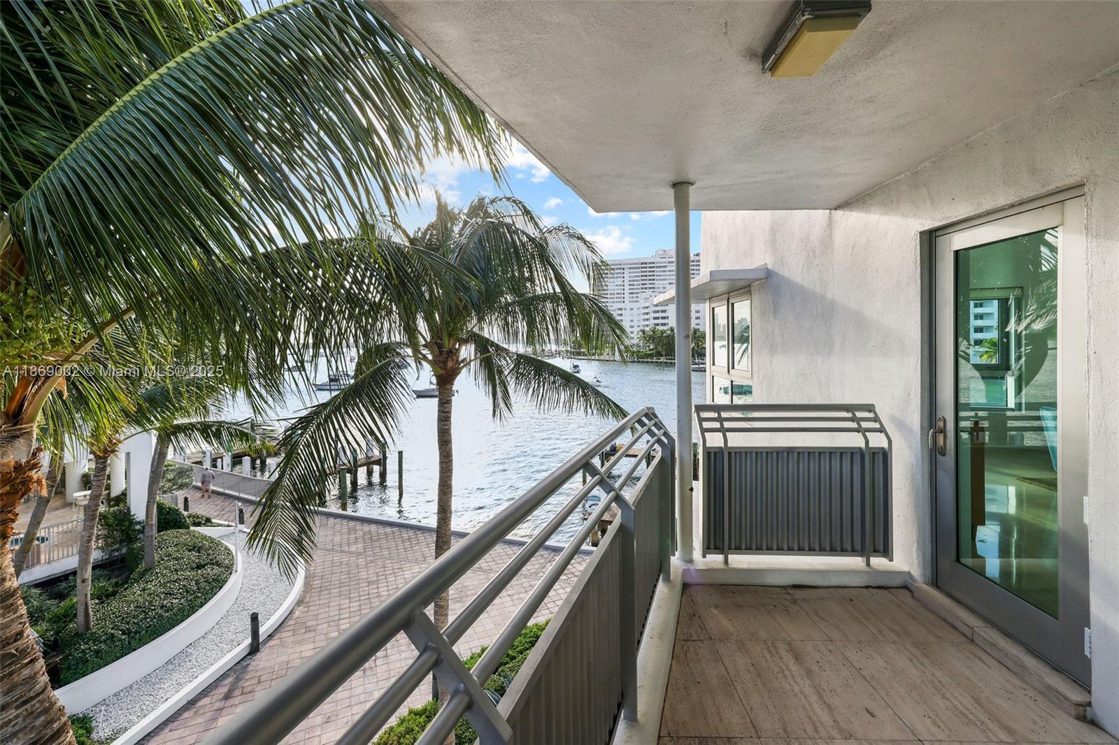 image Capri South Beach22