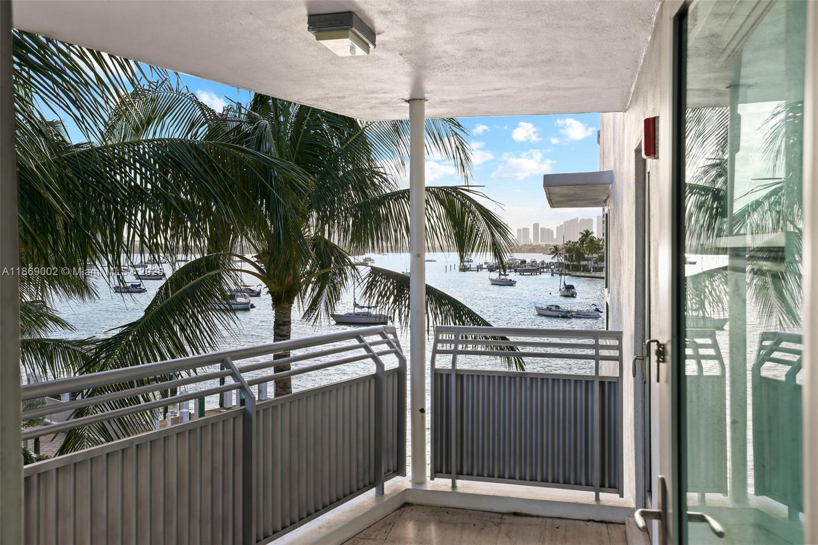 image Capri South Beach23