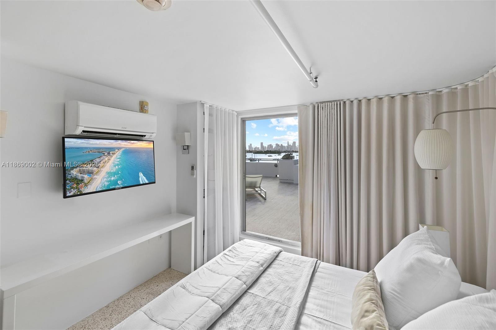 image Capri South Beach30