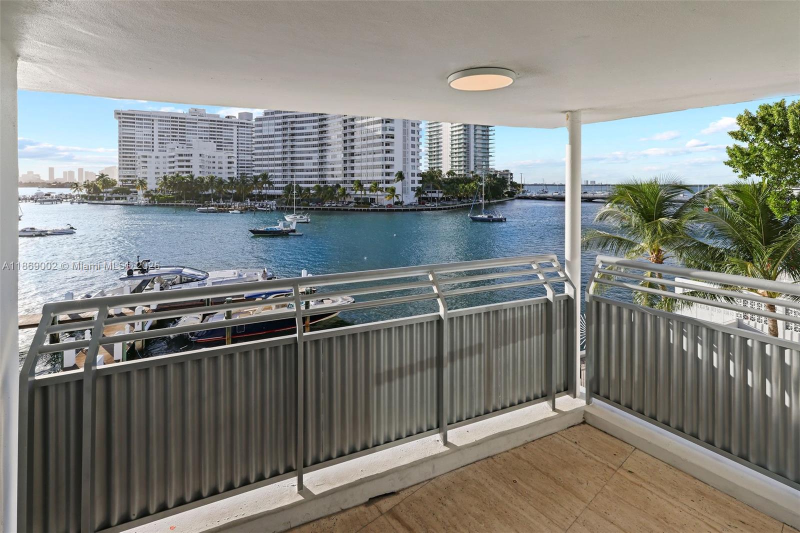 image Capri South Beach44