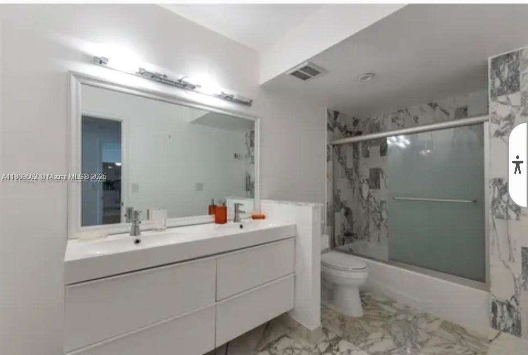 image Balmoral Condominium10