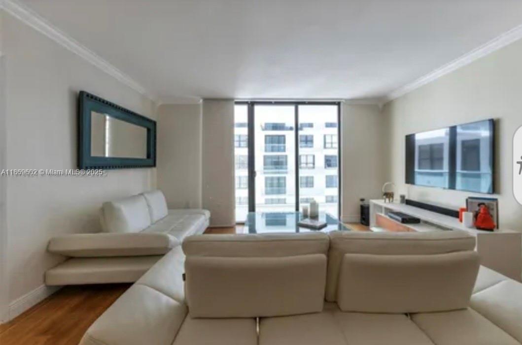 image Balmoral Condominium2