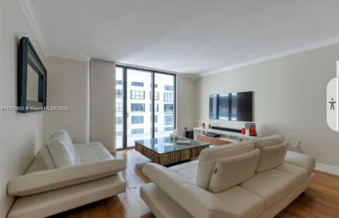 image Balmoral Condominium4