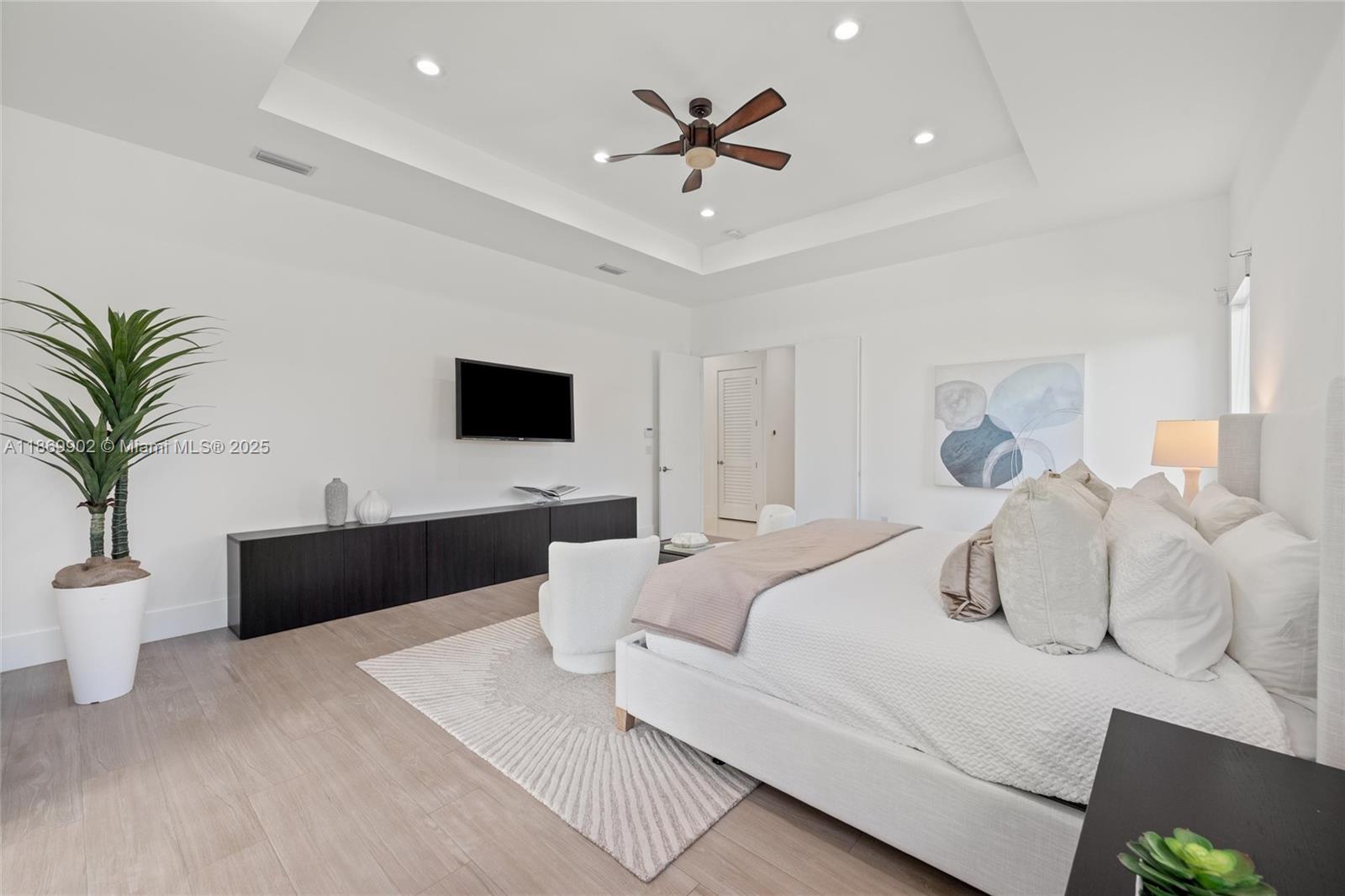 10703 SW 84th Ave Miami, FL 33156