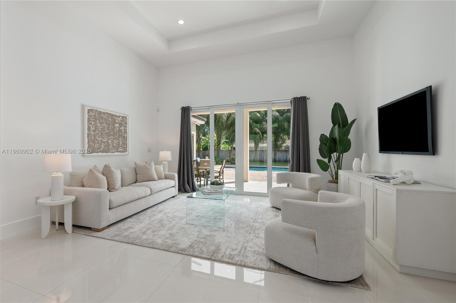 10703 SW 84th Ave Miami, FL 33156