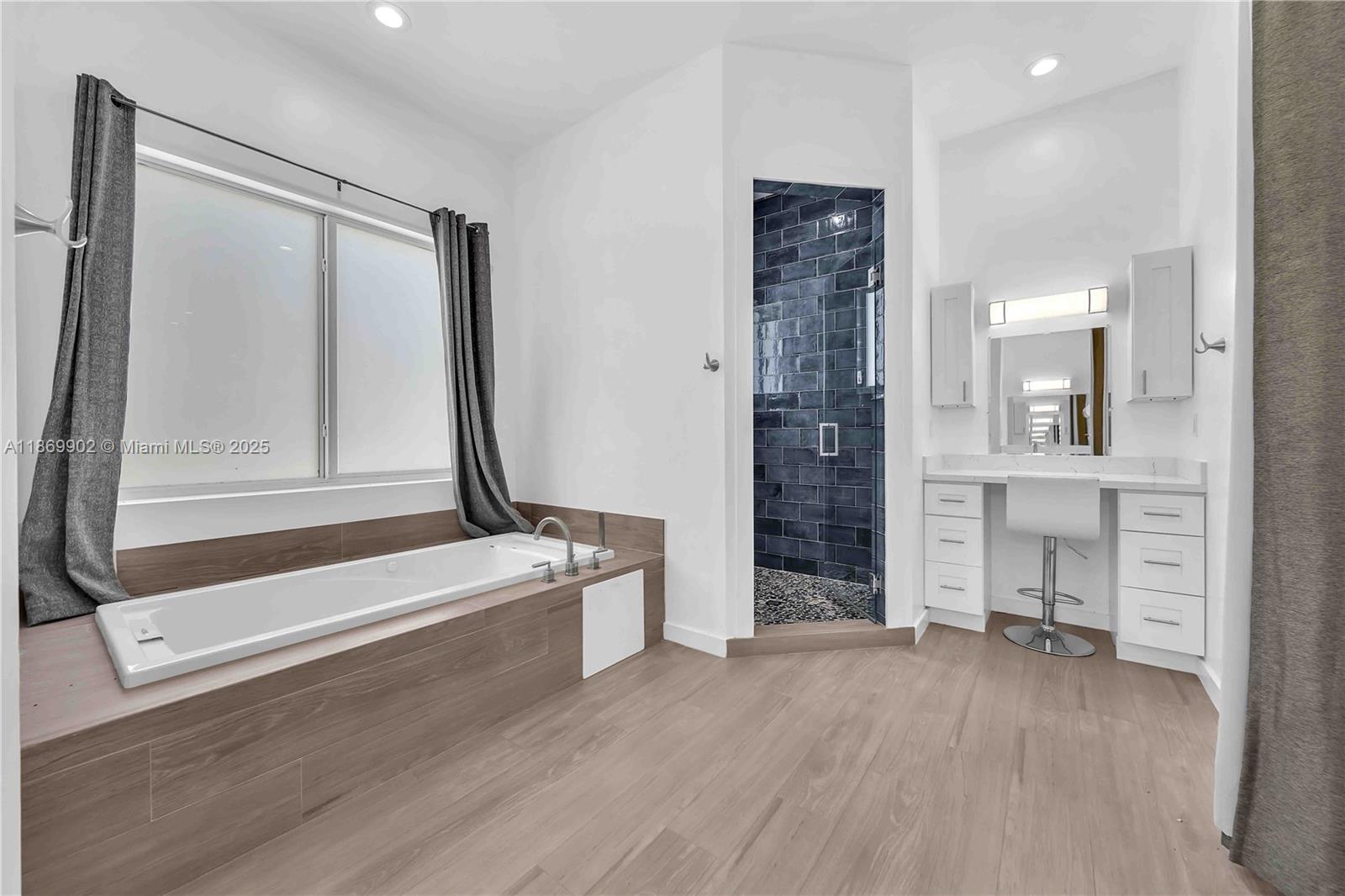 10703 SW 84th Ave Miami, FL 33156