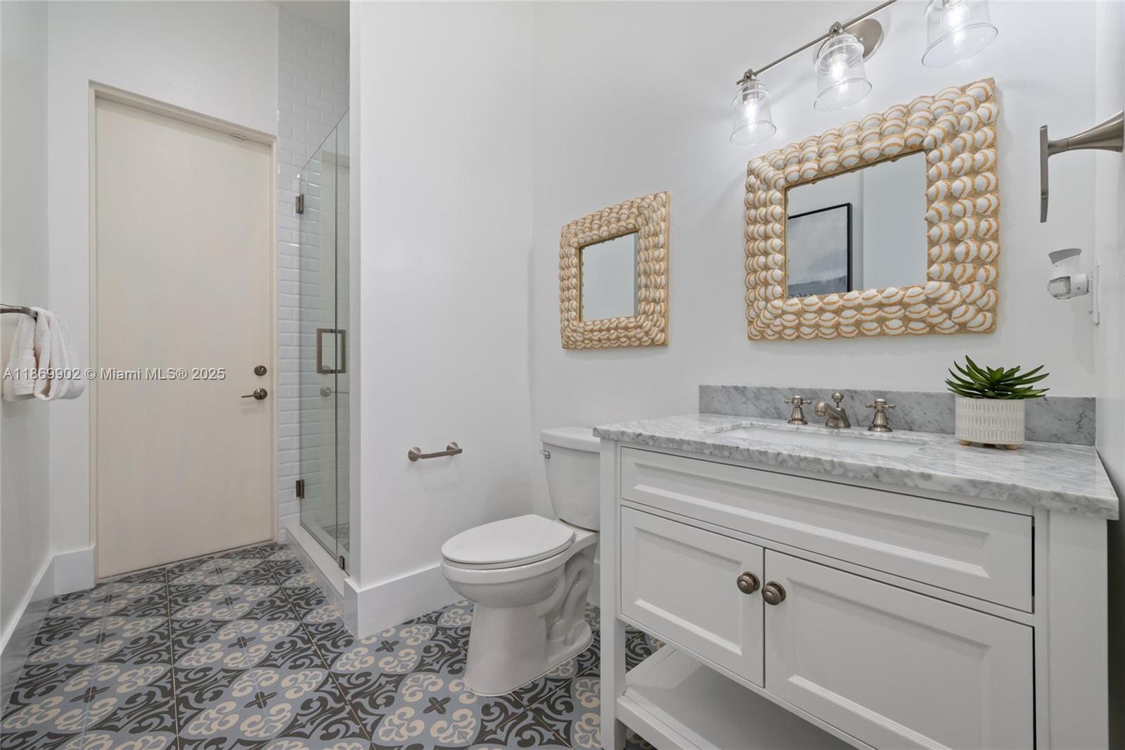 10703 SW 84th Ave Miami, FL 33156