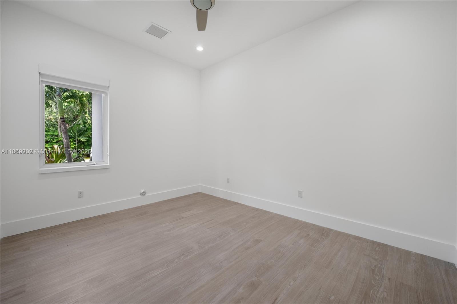 10703 SW 84th Ave Miami, FL 33156