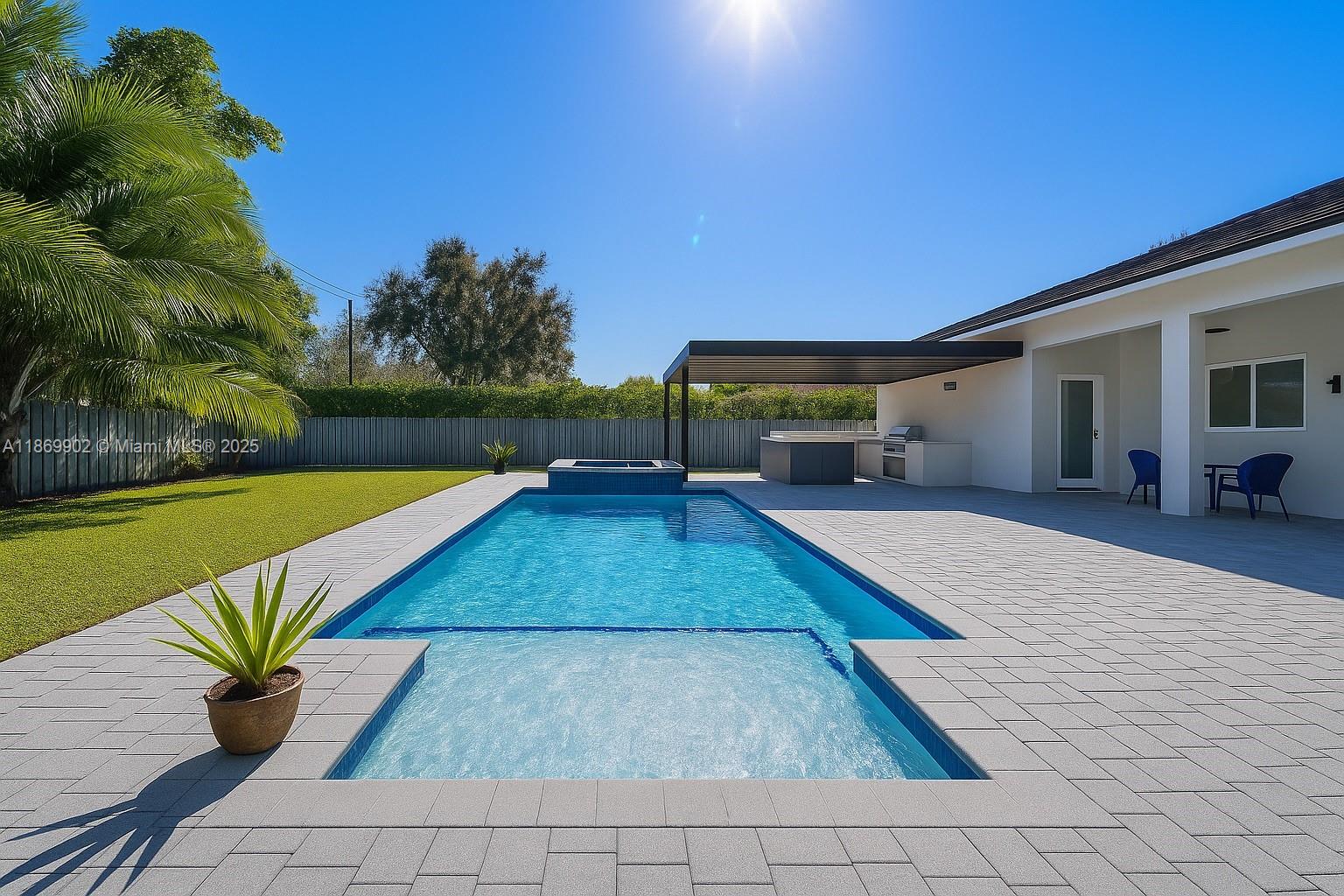 10703 SW 84th Ave Miami, FL 33156