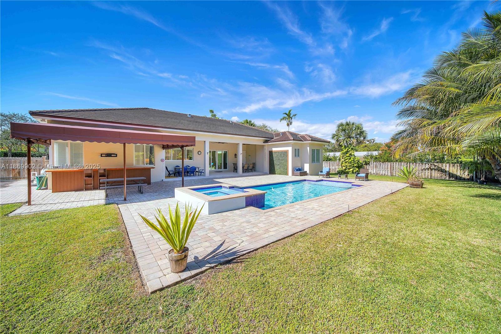 10703 SW 84th Ave Miami, FL 33156