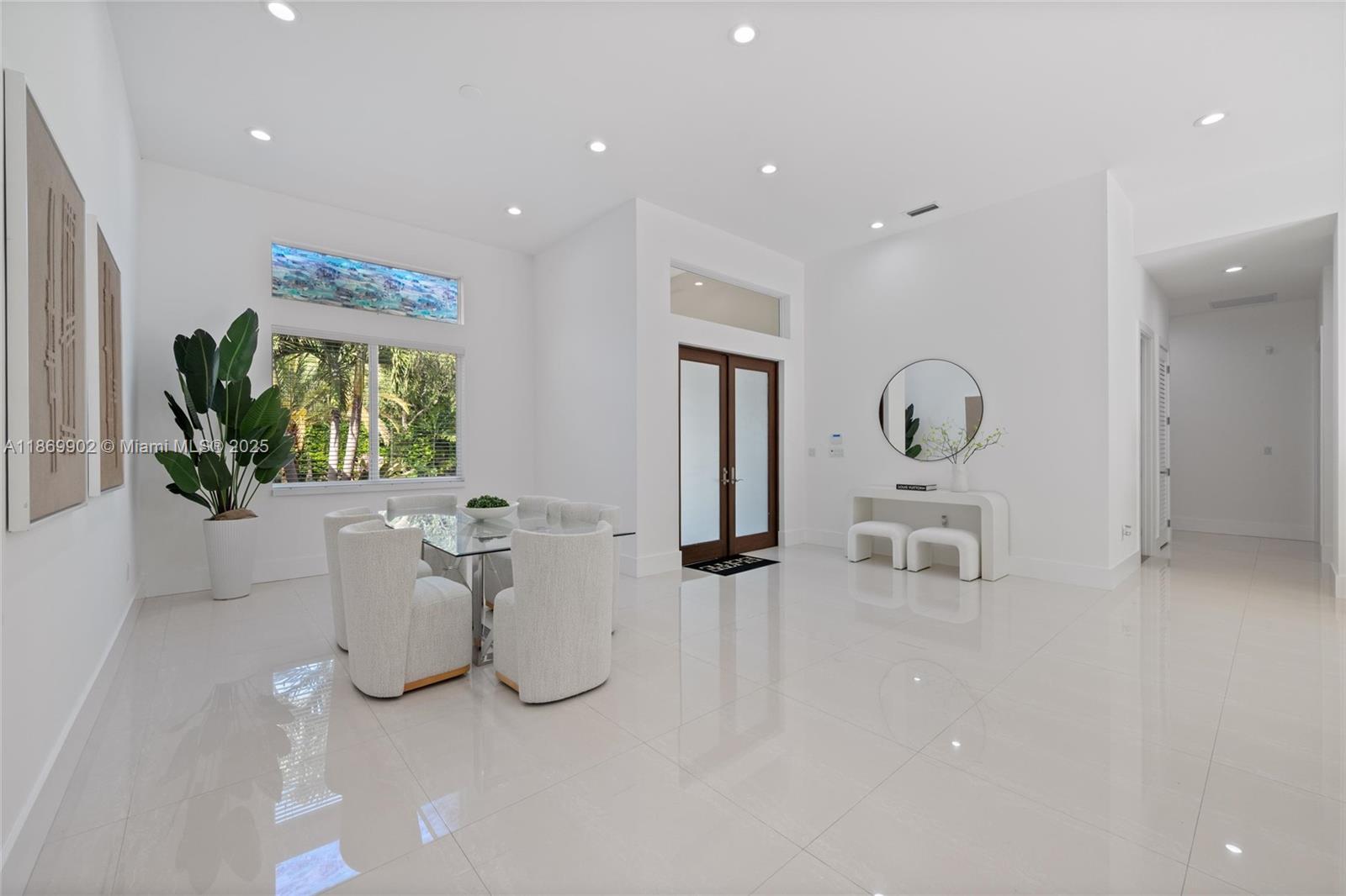 10703 SW 84th Ave Miami, FL 33156