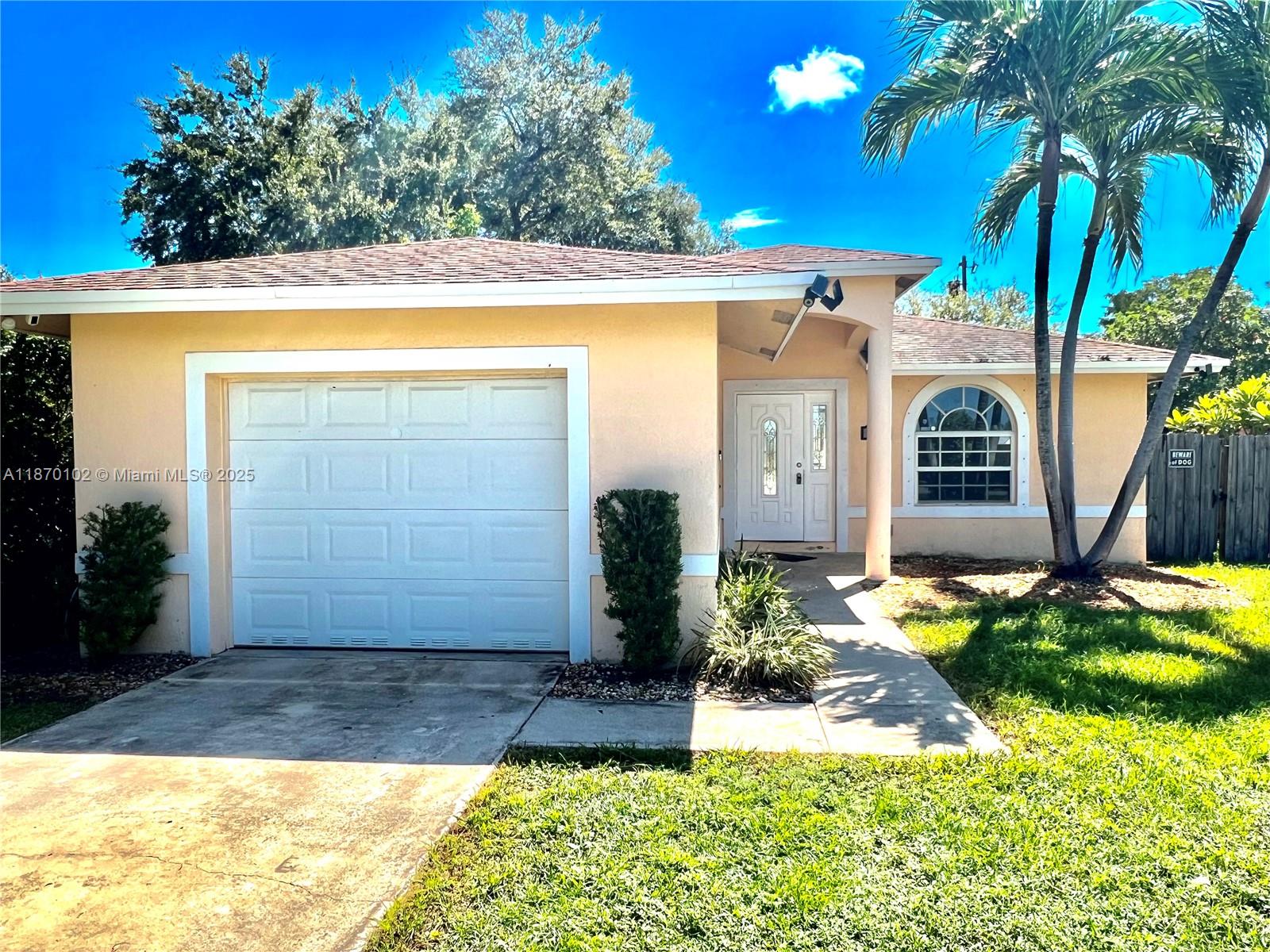 100 NW 3rd Ave