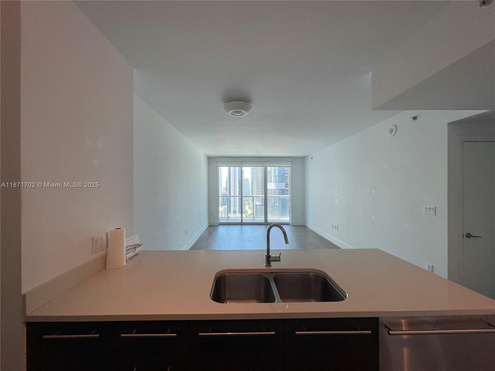 55 SE 6th St #3308