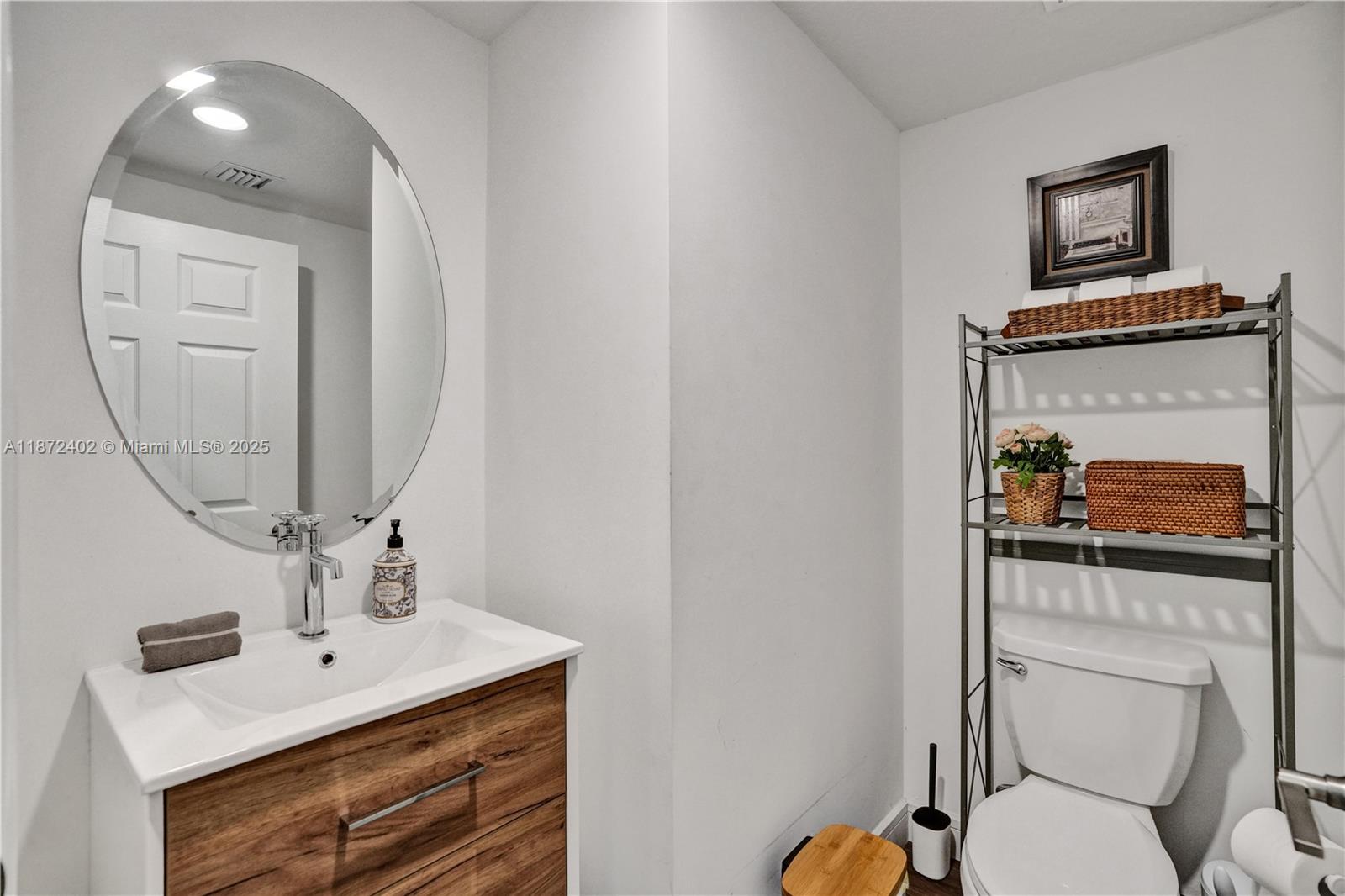 136 SW 185th Way Pembroke Pines, FL 33029