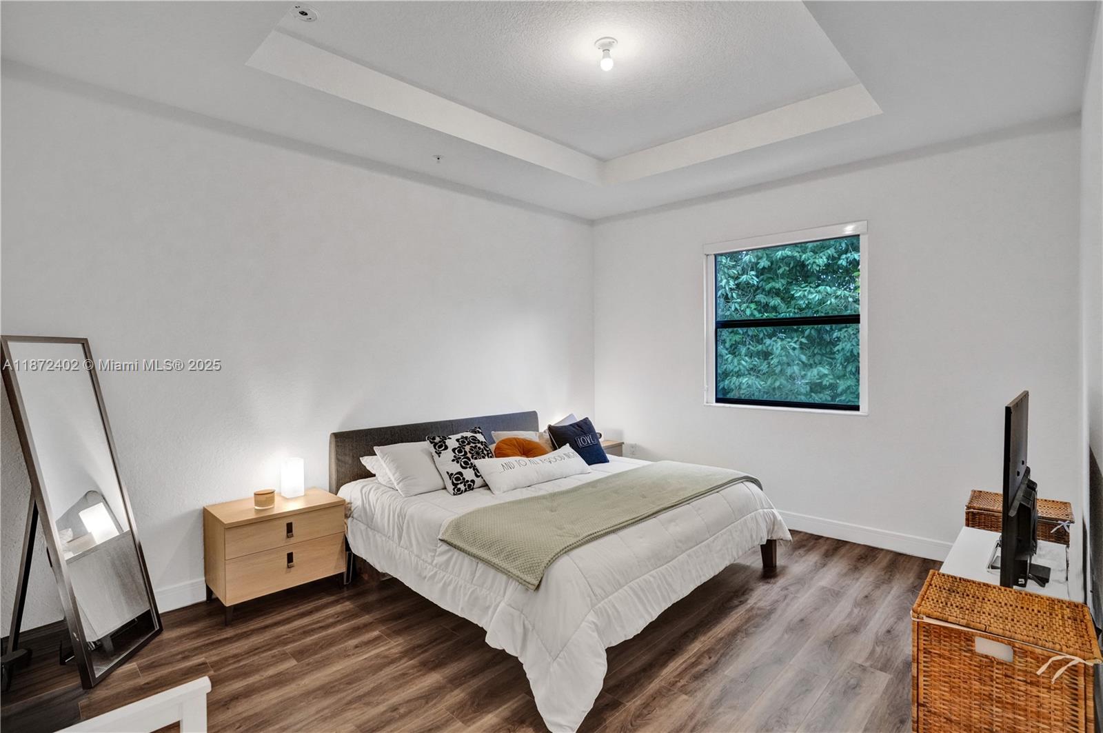 136 SW 185th Way Pembroke Pines, FL 33029