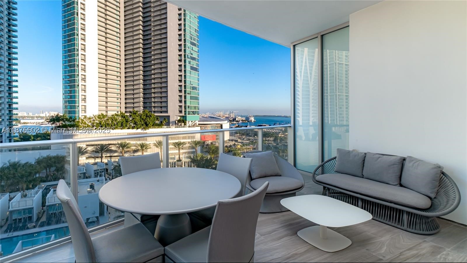 image Paramount Miami Worldcenter7