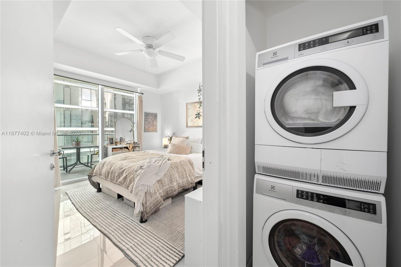 image Met 1 Condo7