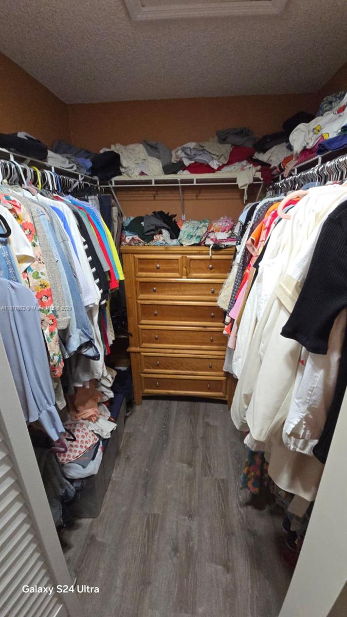 15436 SW 151st Ter Miami, FL 33196