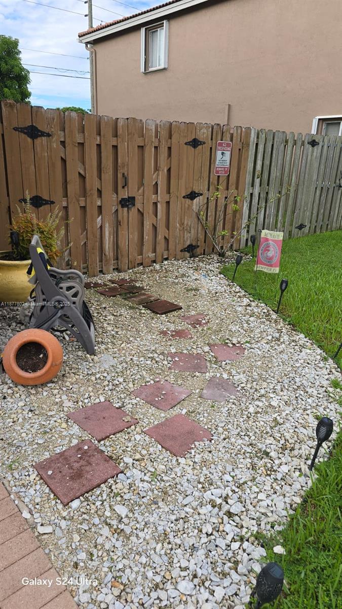 15436 SW 151st Ter Miami, FL 33196