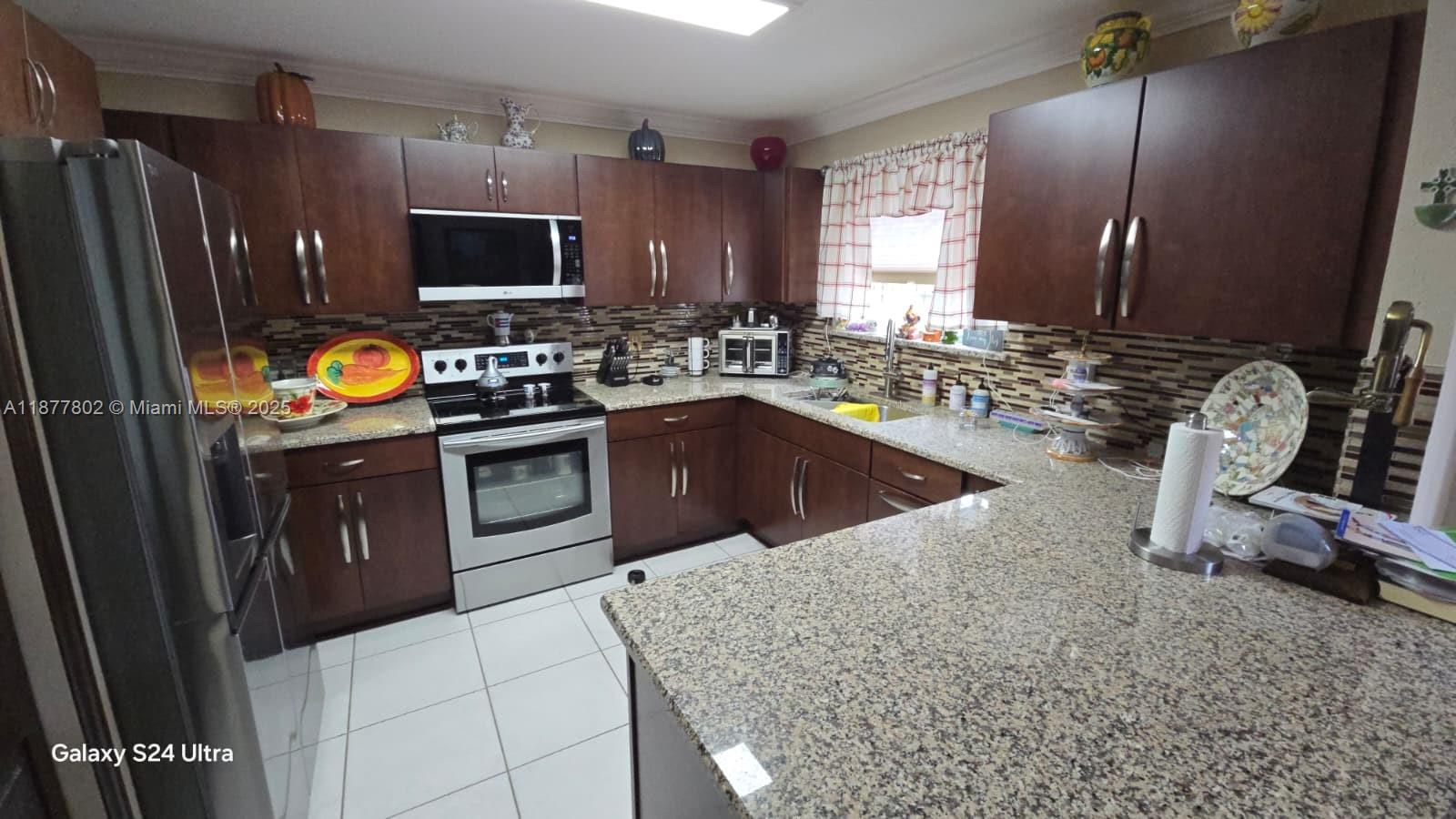 15436 SW 151st Ter Miami, FL 33196