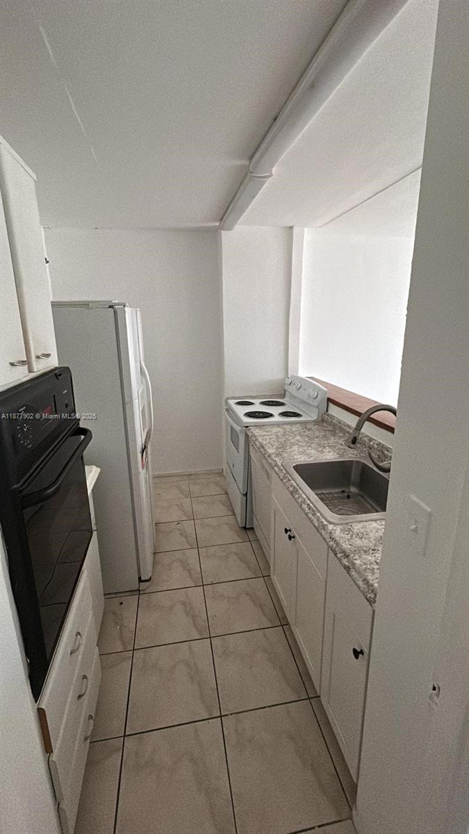 7545 E Treasure Dr #4D