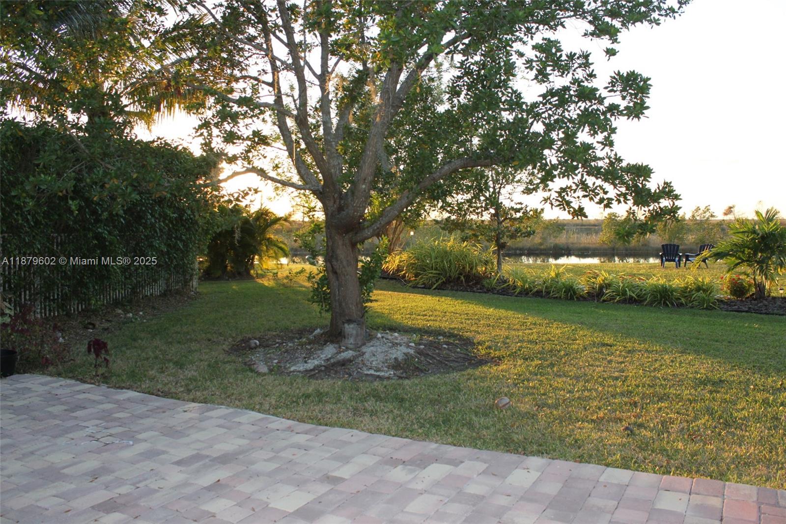 1569 Winterberry Ln Weston, FL 33327