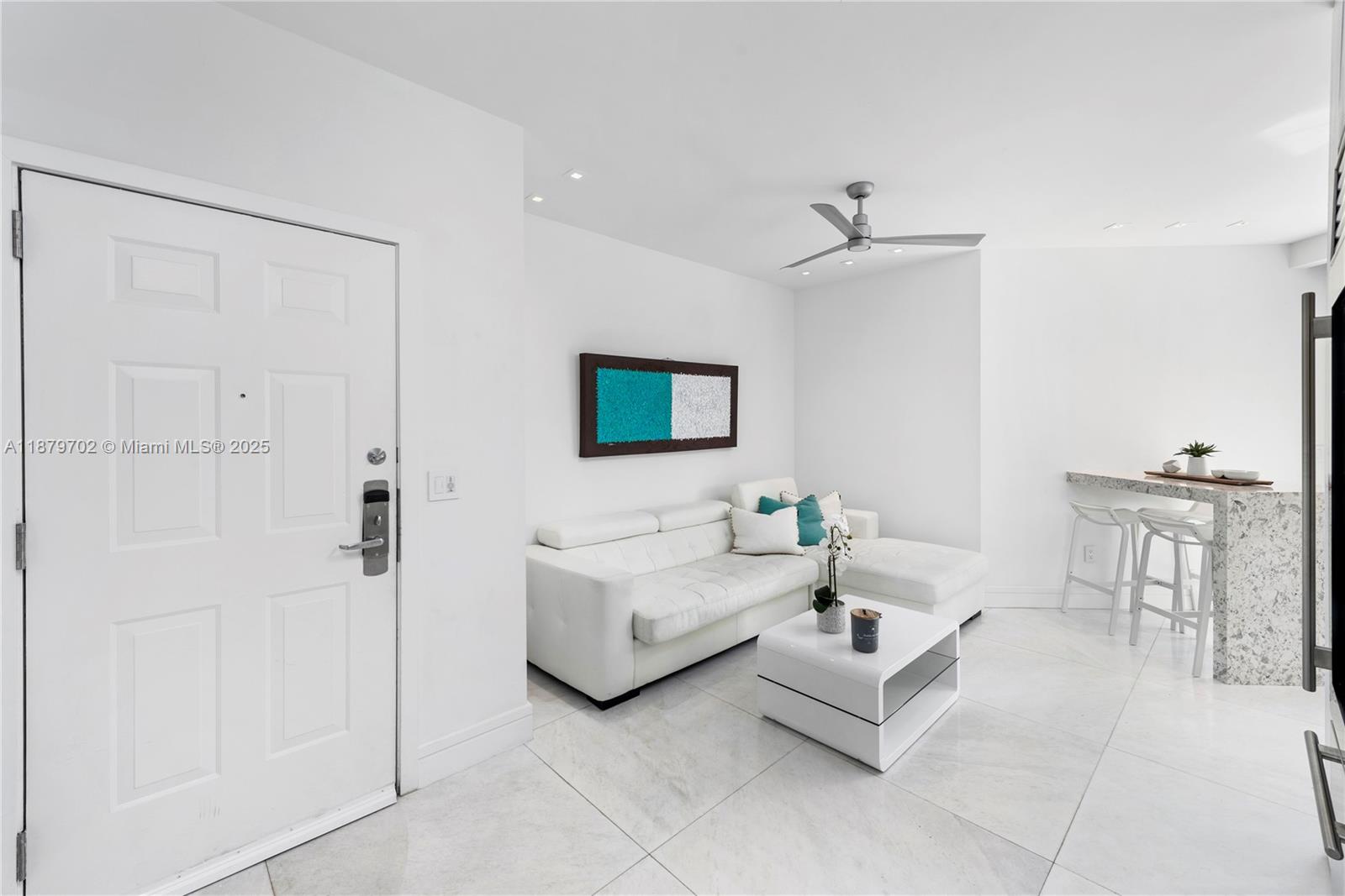 15512 Fisher Is Dr #15512 Miami Beach, FL 33109