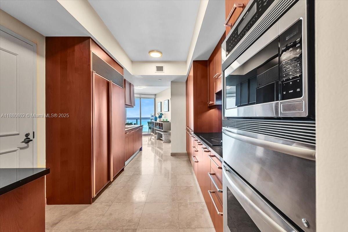 3101 S Ocean Dr #2307 Hollywood, FL 33019
