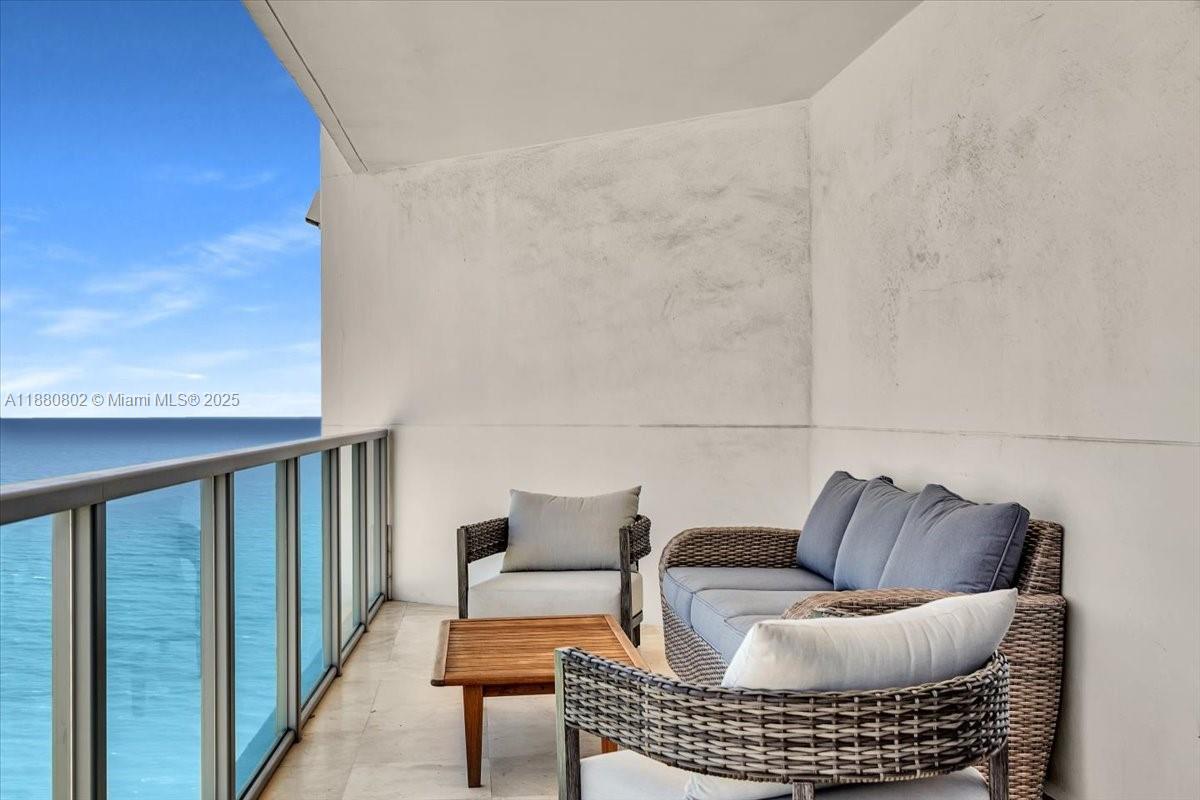 3101 S Ocean Dr #2307 Hollywood, FL 33019