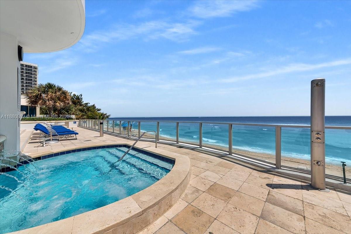 3101 S Ocean Dr #2307 Hollywood, FL 33019