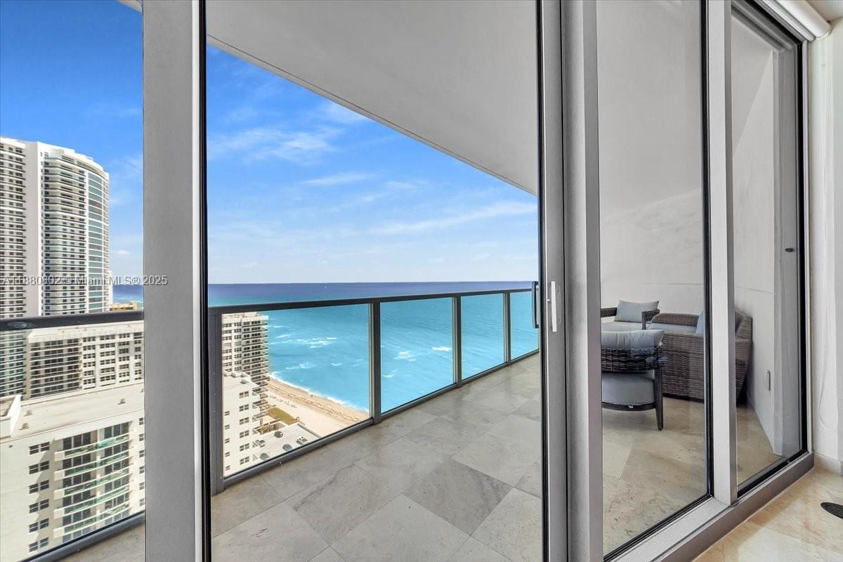 3101 S Ocean Dr #2307 Hollywood, FL 33019