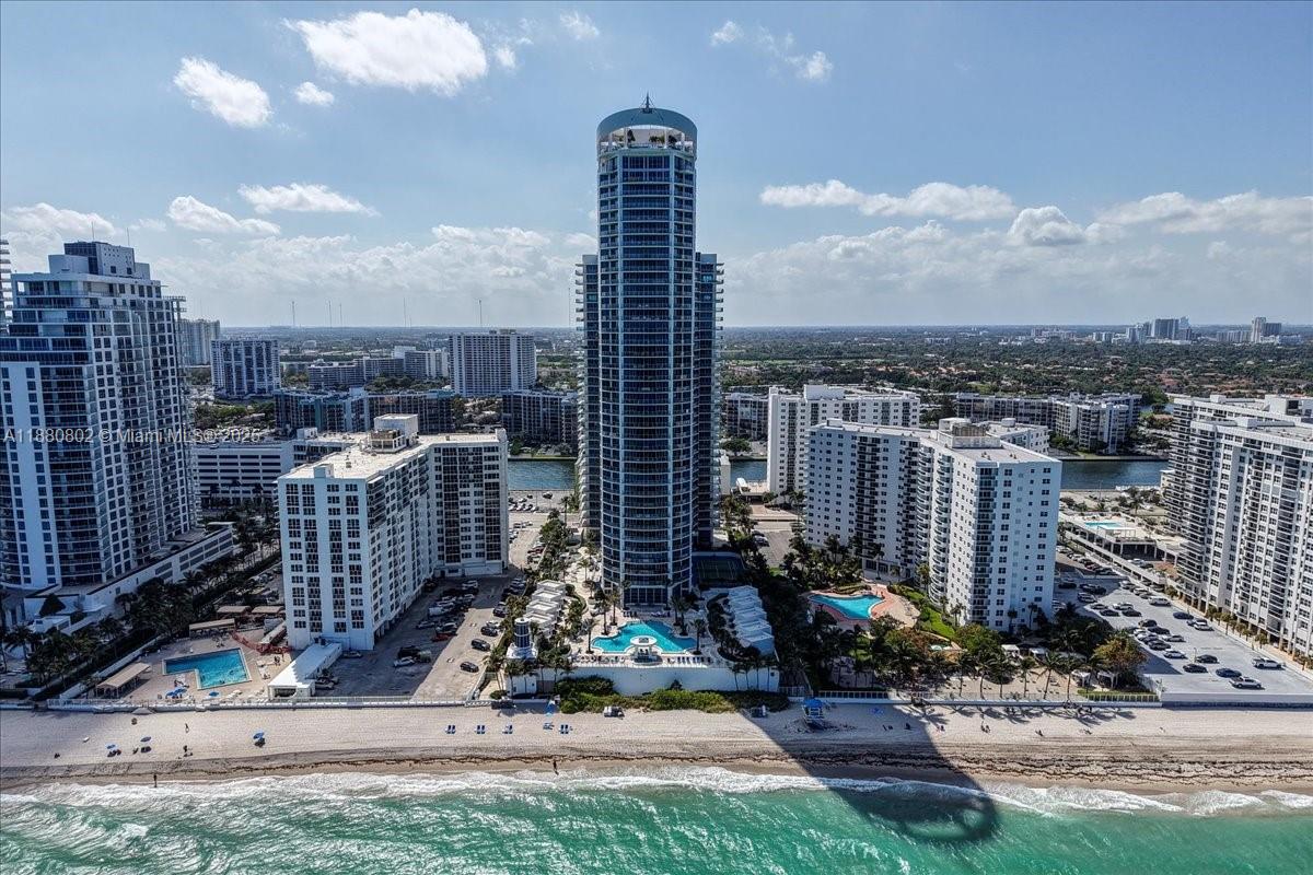 3101 S Ocean Dr #2307 Hollywood, FL 33019