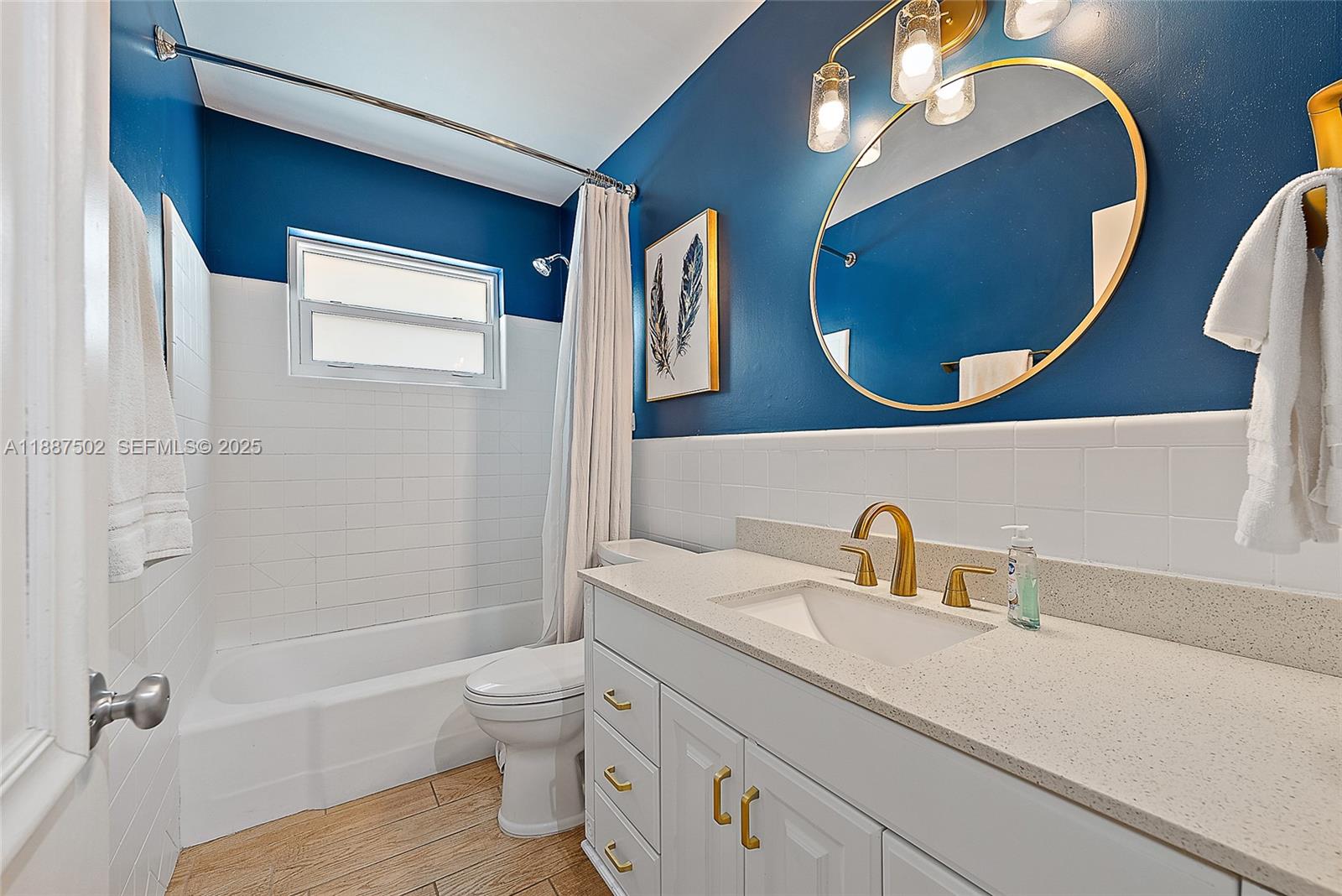 367 W Riverside Dr Tequesta, FL 33469