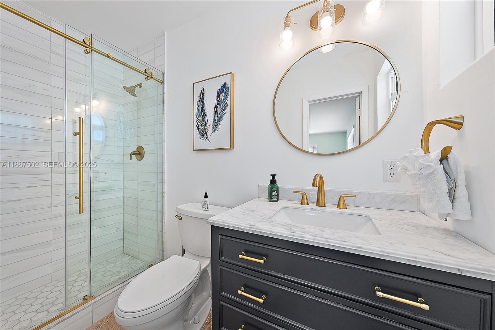 367 W Riverside Dr Tequesta, FL 33469