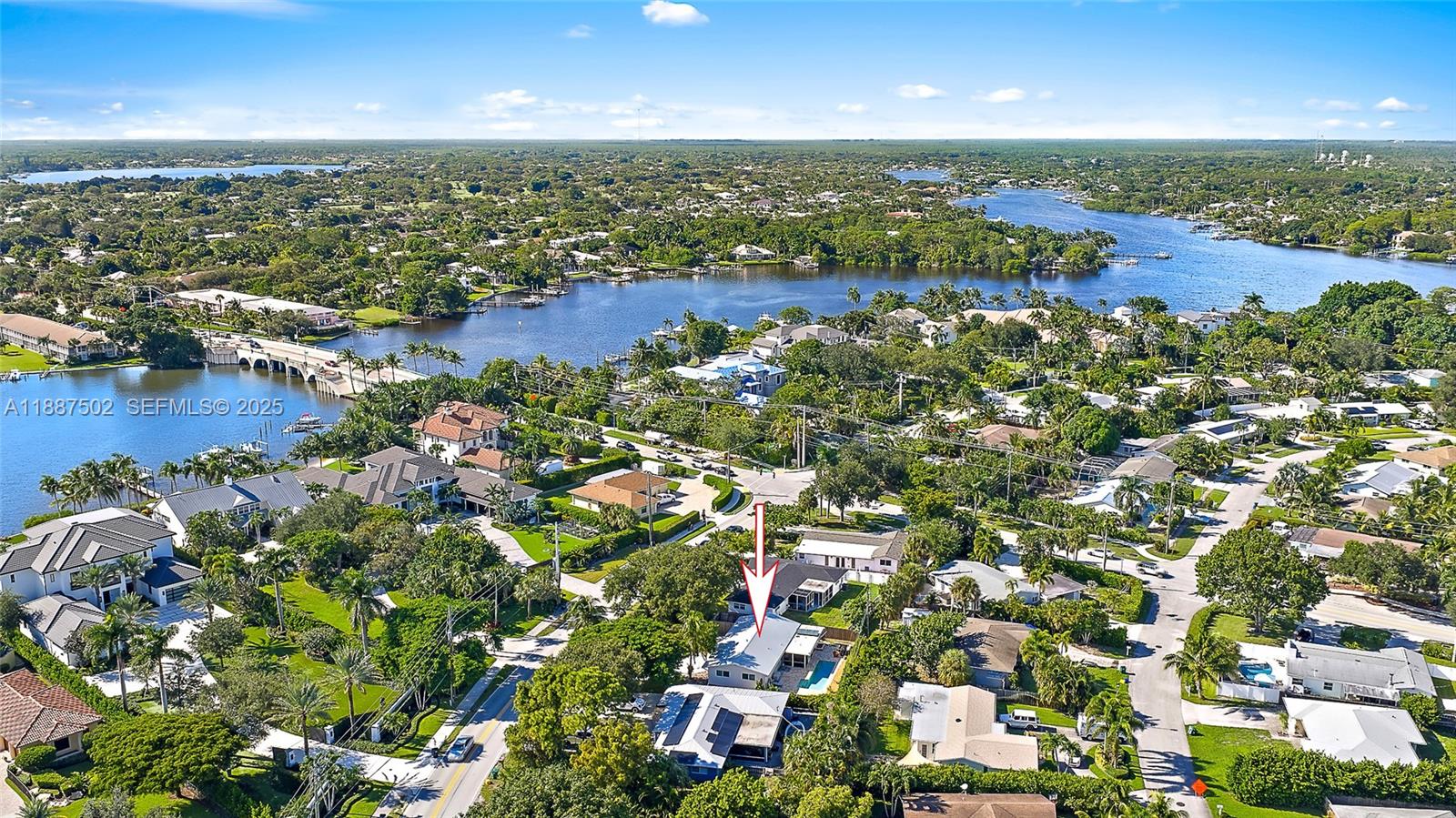367 W Riverside Dr Tequesta, FL 33469