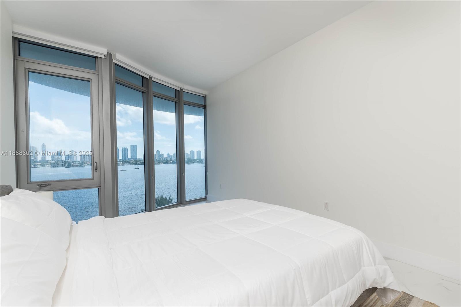 image Marina Palms North25